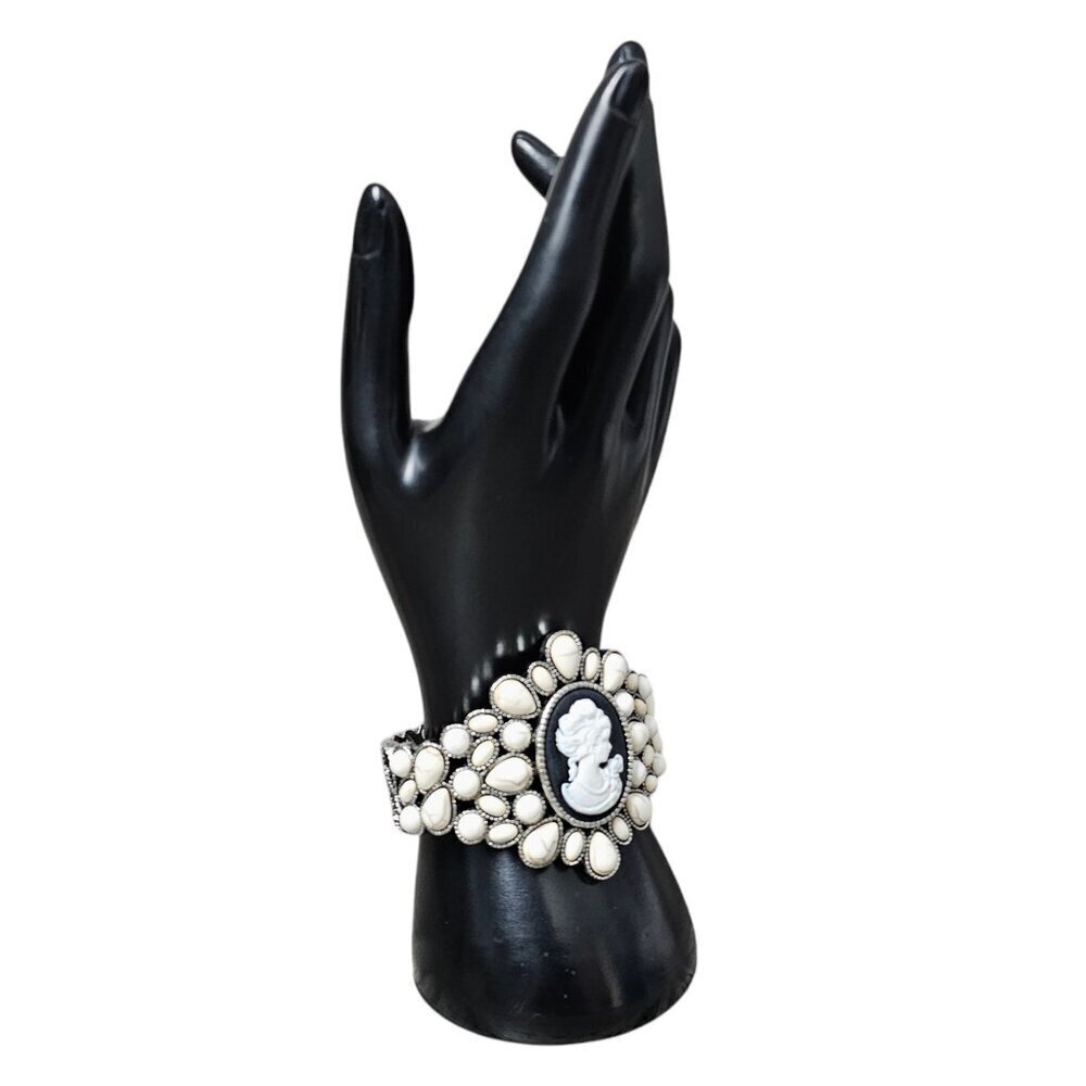 Cameo Silver Tone With White Howlite Bangle New Hinged Bracelet